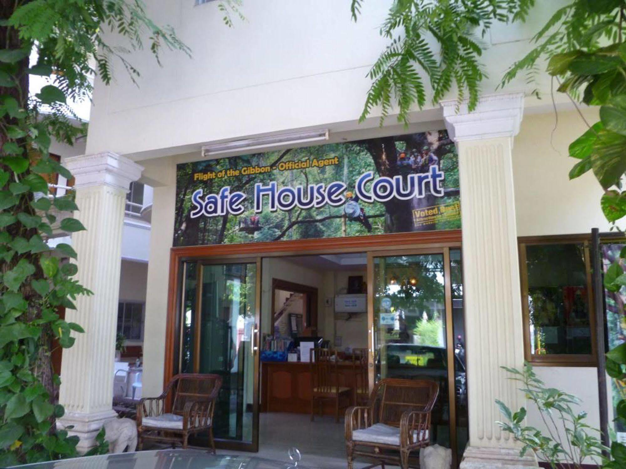 Safe House Court Hotel Chiang Mai Buitenkant foto